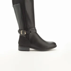 Bottes à talons plats