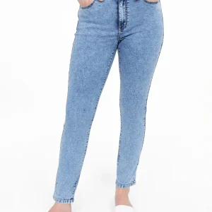 Jean étroit étroit semi-ajusté